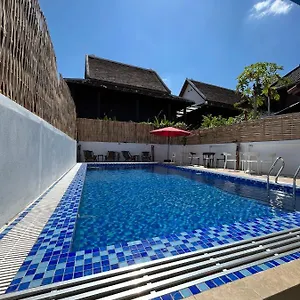 Gasthuis Little Friendly And Swimming Pool, Luang Prabang